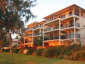 Rose Bay Resort - Accommodation 4U 0
