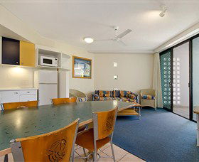 Beach Club Resort Mooloolaba - Accommodation 4U 3