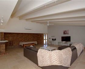 Kellarni Downs Farmstay-Scenic Rim - Accommodation 4U 1