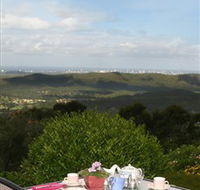 Hillside Bed and Breakfast and Gumnut Cottage - Accommodation 4U