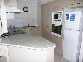 Pelican Cove Apartments - Accommodation 4U 3