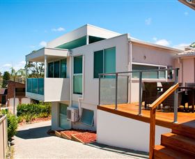 Hilltop Mansion Gold Coast - Accommodation 4U 1