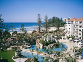 Oaks Calypso Plaza Resort - Accommodation 4U 1