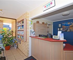 Econo Lodge Fraser Gateway - Accommodation 4U 3