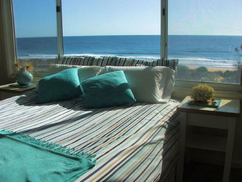 The Beach House Culburra - Accommodation 4U 0