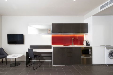 Abode Woden - Accommodation 4U 3