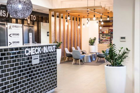 Abode Woden - Accommodation 4U 4