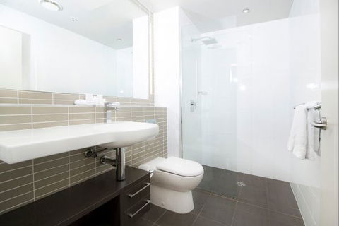 Abode Woden - Accommodation 4U 7