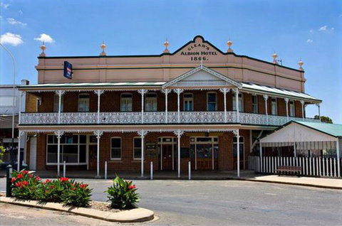 Albion Hotel Grenfell - Accommodation 4U 1