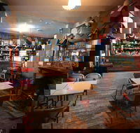 Victoria Hotel Moonan Flat - Accommodation 4U