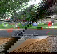 Young Caravan Tourist Park - Accommodation 4U
