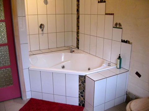 Mudbrick And Stone Hideaway Bellingen - Accommodation 4U 5