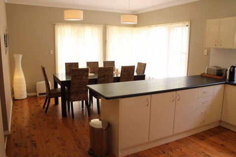 Scenic Cottage - Accommodation 4U 3