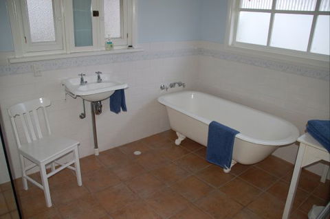 Bethany Reserve Cottage - Accommodation 4U 6