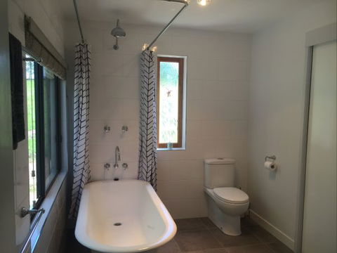 Blackwattle Farm Bed And Breakfast And Farm Stay - Accommodation 4U 5