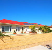 Christies Cottage for holidays and relocations. - Accommodation 4U