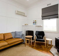 Castleview Cottage - Accommodation 4U