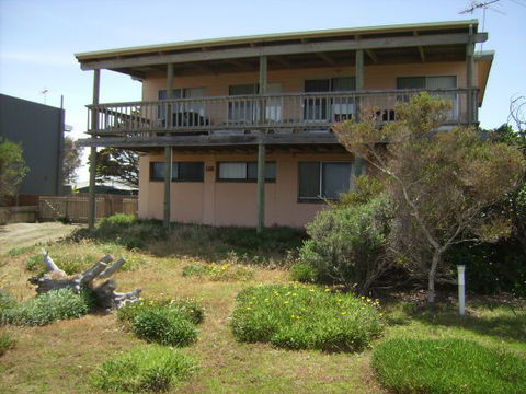 Century 21 SouthCoast: Moana Blue - Accommodation 4U 16