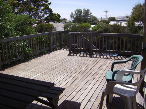 Century 21 SouthCoast: Moana Blue - Accommodation 4U 17