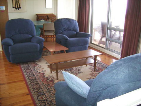 Century 21 SouthCoast: Moana Blue - Accommodation 4U 19