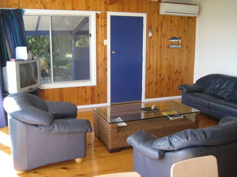 Century 21 SouthCoast: Moana Blue - Accommodation 4U 21