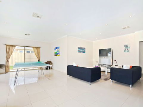 Century 21 SouthCoast: Moana Blue - Accommodation 4U 27