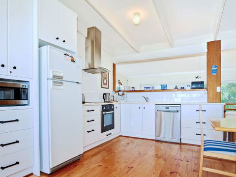 Century 21 SouthCoast: Moana Blue - Accommodation 4U 56