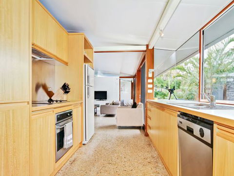 Century 21 SouthCoast: Moana Blue - Accommodation 4U 68