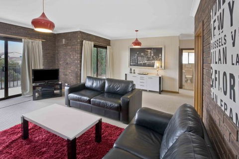 Century 21 SouthCoast: Moana Blue - Accommodation 4U 78