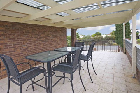Century 21 SouthCoast: Moana Blue - Accommodation 4U 79
