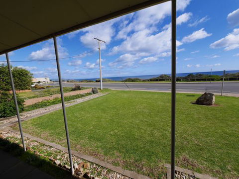 Century 21 SouthCoast: Moana Blue - Accommodation 4U 80