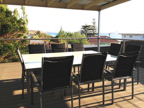 Century 21 SouthCoast: Moana Blue - Accommodation 4U 90
