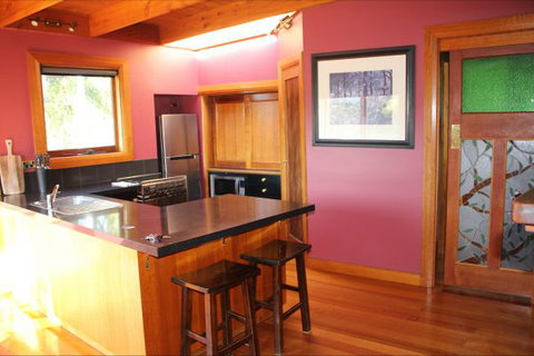 Bridge View Retreat - Accommodation 4U 1