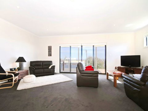 Century 21 SouthCoast: Bayside - Accommodation 4U 2