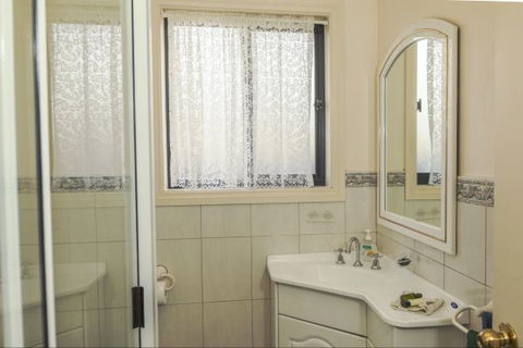 Spalding Lodge Unit 16 - Accommodation 4U 140