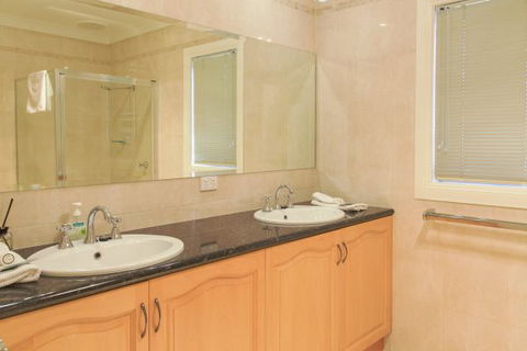 Spalding Lodge Unit 16 - Accommodation 4U 160