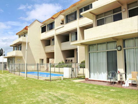 Spalding Lodge Unit 16 - Accommodation 4U 42