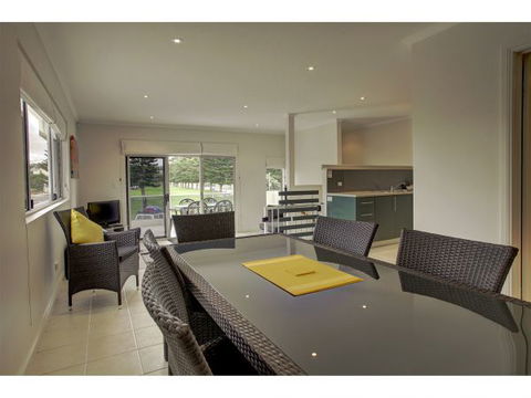 Spalding Lodge Unit 16 - Accommodation 4U 248
