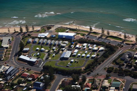 Christies Beach Tourist Park - Accommodation 4U 1