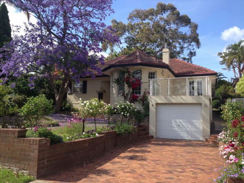 Jacaranda Bed And Breakfast - Accommodation 4U 0