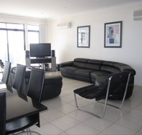The Waterfront Dolphin - Accommodation 4U
