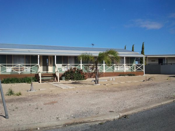 Tiddy Widdy Beach SA Accommodation 4U