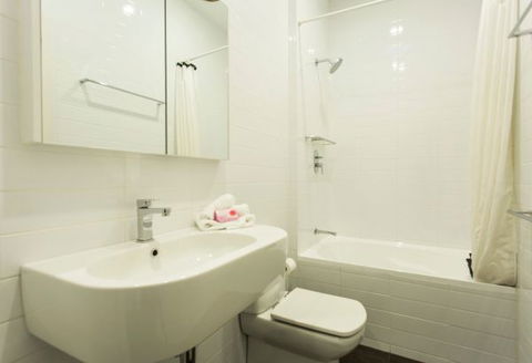 The Essence Of Paddington Living - Accommodation 4U 22
