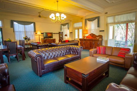 Abernethy House - Accommodation 4U 3