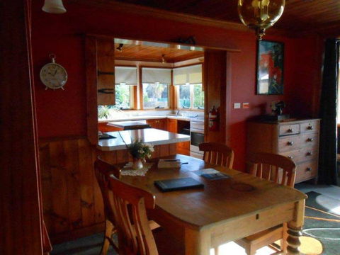 Tidelines Of Bicheno - Accommodation 4U 6
