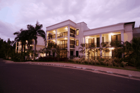 Elysium Apartments Palm Cove - Accommodation 4U