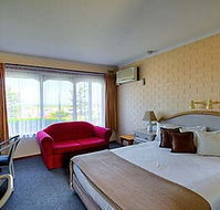 Raglan Motor Inn - Accommodation 4U