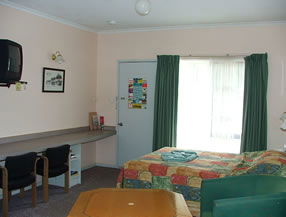 Lazy River Motor Inn - Accommodation 4U 2