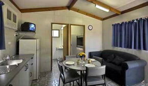 Lakeside Caravan Park - Accommodation 4U 2