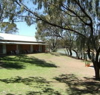 Euston Club Motel - Accommodation 4U